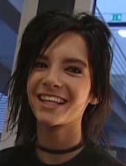 Bill si Defectele Sale - bwai nuj ce ati zis voi de dintii lui....da io - ♥ Bill Kaulitz ♥
