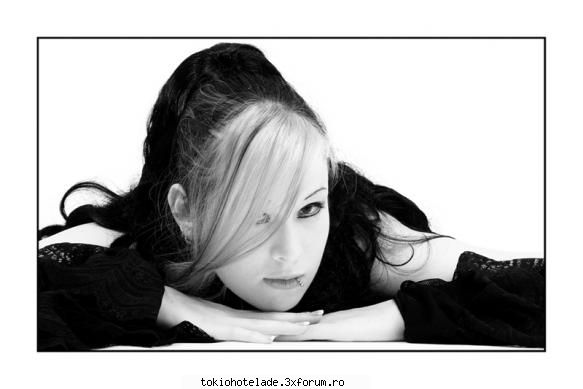 Bill si Defectele Sale - chiar suntetzi perfectzi ;) - ♥ Bill Kaulitz ♥