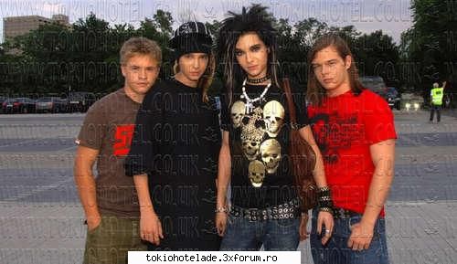 Camera lui Bill - sh mie imi place green day da nu am lipit - ♥ Bill Kaulitz ♥