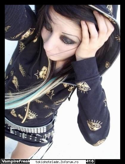 ce pare avetzi de nou look made by ade :limba:  :limba:  :rotfl:  :rotfl: mie mi se pare zooper