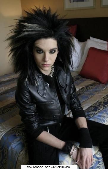 EO&BILL KAULITZ!!! - c pastile sis ca eo jiaja is nebuna - ♥ Bill Kaulitz ♥