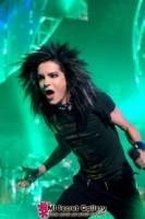 Hello..here and now - luv u 2 ade!! >:D:D - .:::Aici puteti conversa...in engleza:::.
