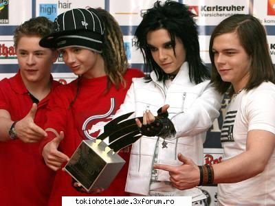Hmmmm...TOM ...ROCKER SAU RAPPER? - eo eram lamurita da nujt pare mai mult - ♥ Tom Kaulitz ♥