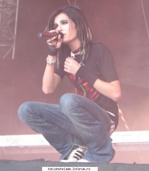 mda...ma rog :dinti: ...rocker sau rapper?