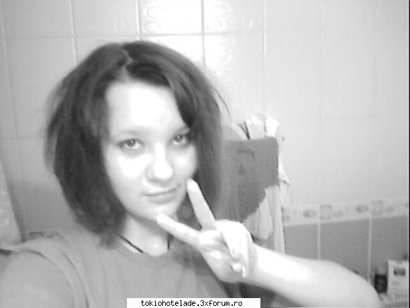 JUst Me ...ADE!!!```` - scuzati'mi parul...era tapat! - .:::SlutFucker Apps. [Picz lol]:::.