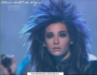 Poze with our darling,Bill!!! - asta imi place mult aci parac seama putzin cu - ♥ Bill Kaulitz ♥